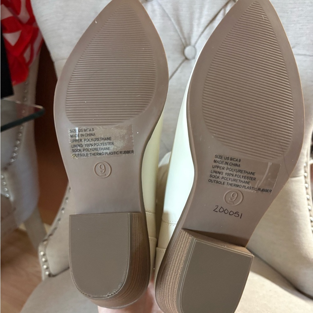 American Eagle Outfitters Cream Heeled Boots - Picture 11 of 13